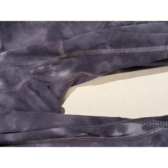 Lululemon Align Diamond Dye Cassis Gray 21” Crop High-Rise Size 6 Athleisure - Picture 5 of 8